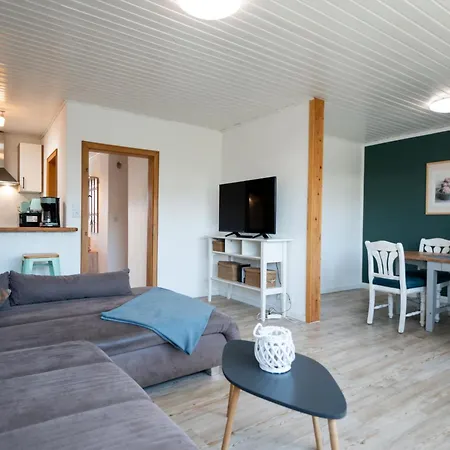 Herberts Kleine شقة