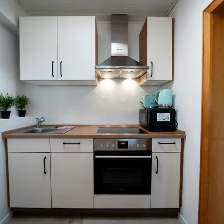 Herberts Kleine شقة