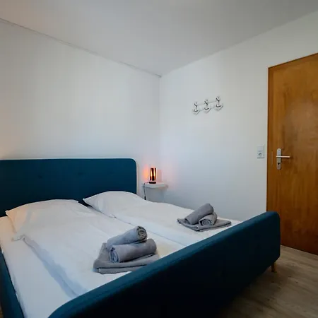 Herberts Kleine * داهم