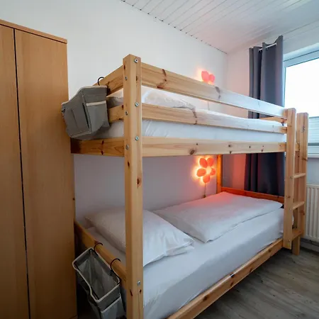 Herberts Kleine شقة